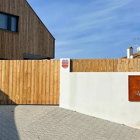 Villas Arneiro Ii, Vimeiro Lourinha * Vimeiro (Lisbon)